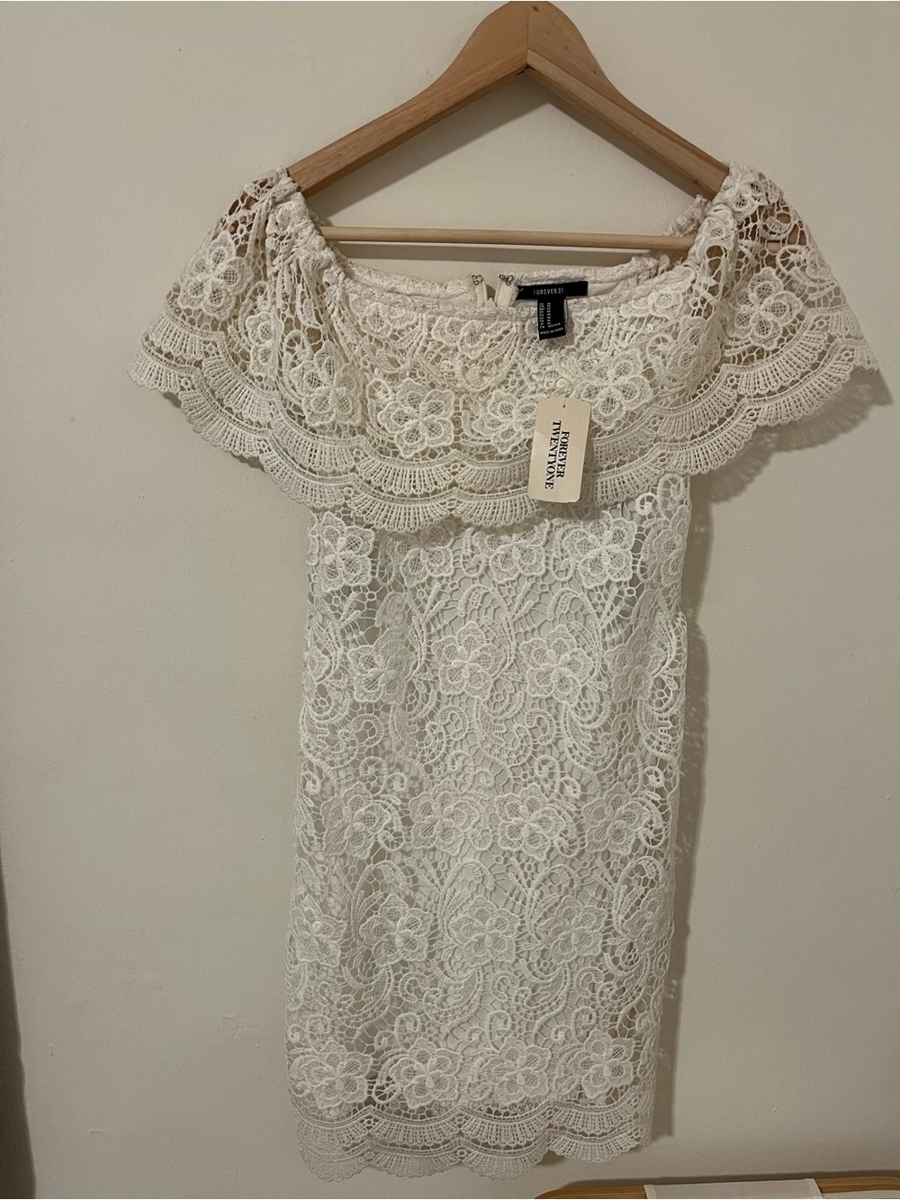 Forever 21 Off-Shoulder White Lace Mini Dress